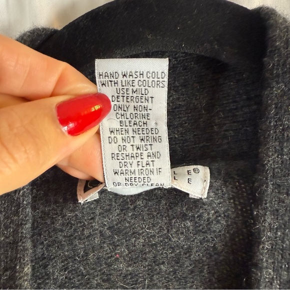 Carole Little Cardigan Gray Lambs Wool Angora One Button Bell 3/4 Sleeve size:M - Picture 8 of 12